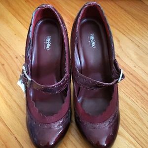 Mossino Mary Jane Oxford Pump